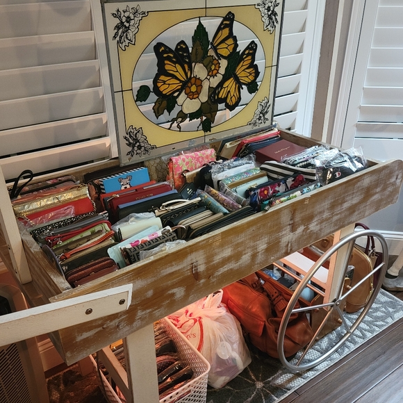 annietn is live Flyer ๐ญ๐ฌ - Picture 6 of 14